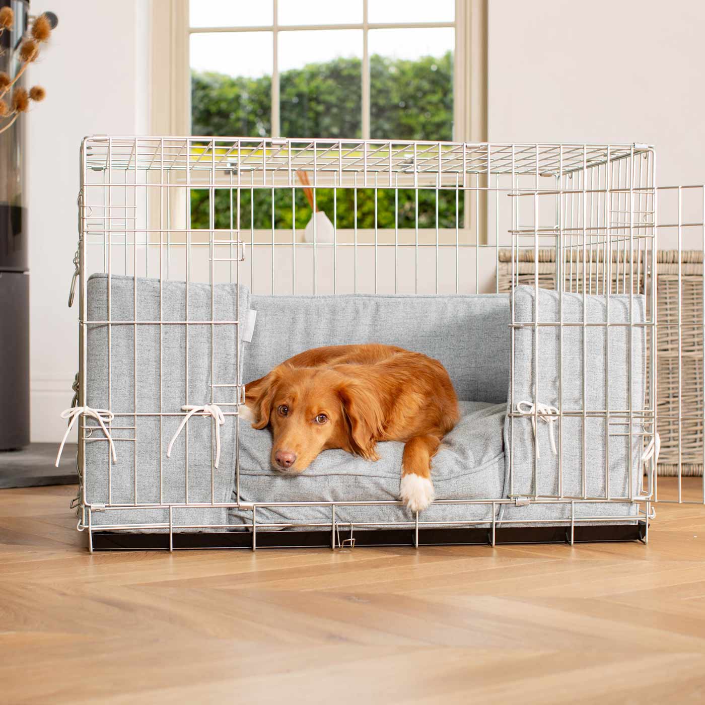 Dog Crate Bumper in Inchmurrin Iceberg by Lords & Labradors