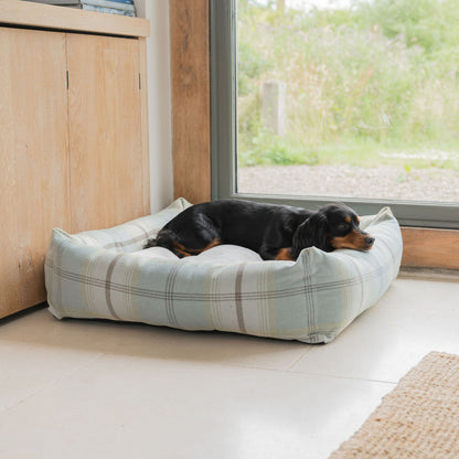 Box Bed For Dogs in Balmoral Tweed by Lords & Labradors