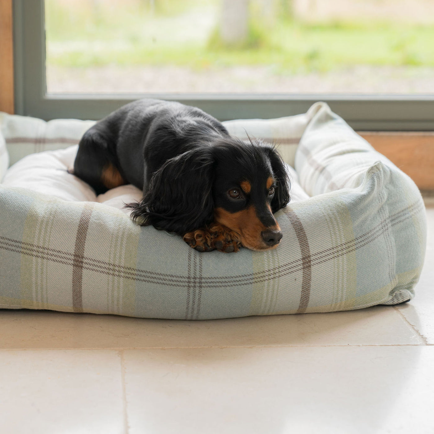 Box Bed For Dogs in Balmoral Tweed by Lords & Labradors