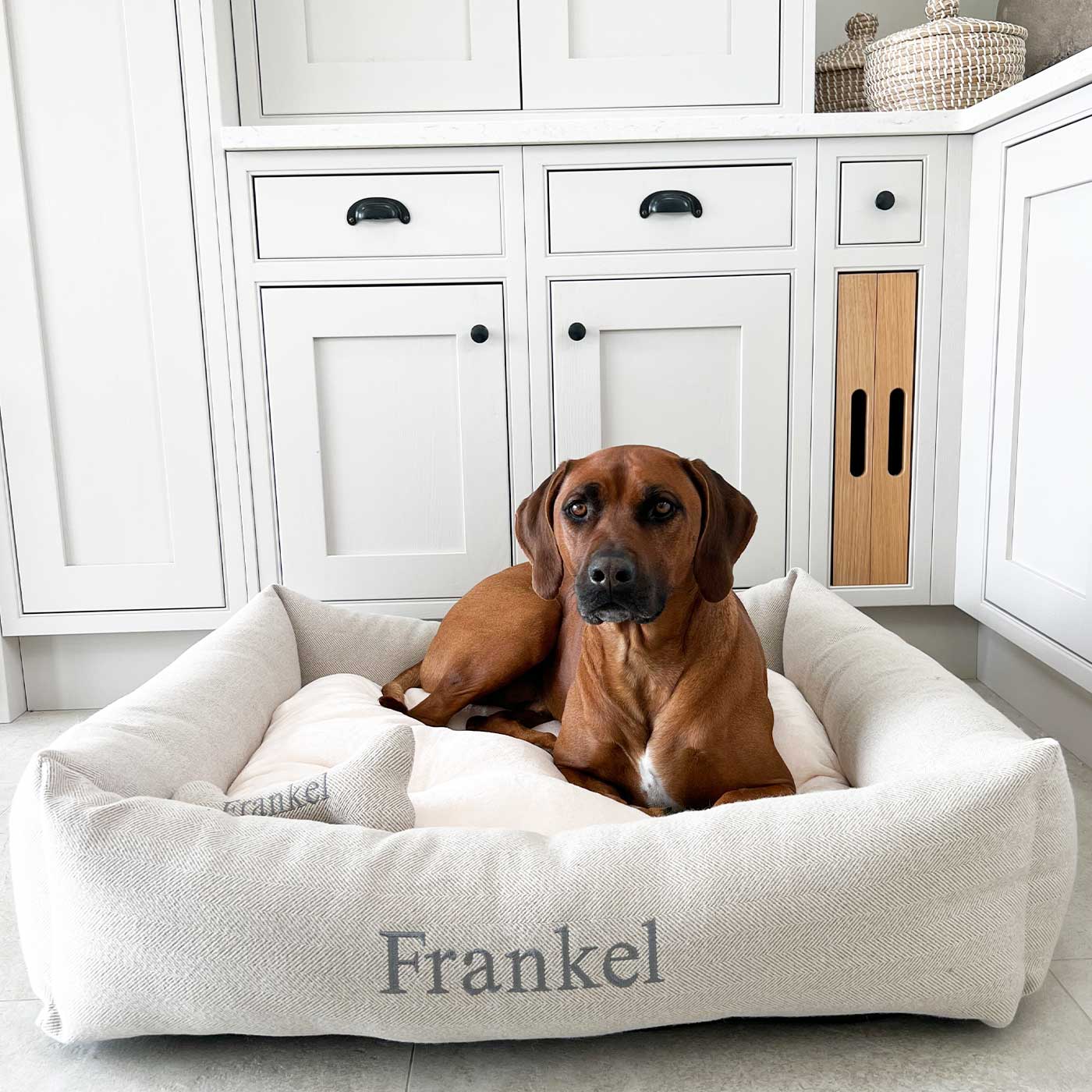 Box Bed With Removable Covers in Herringbone Tweed by Lords & Labradors