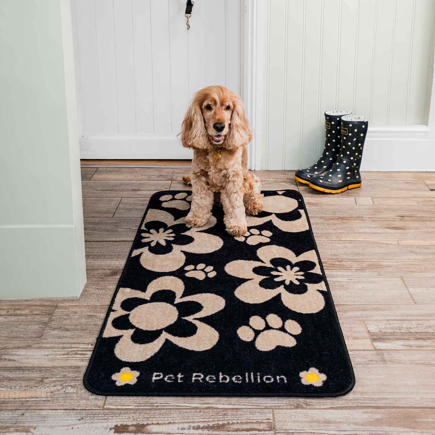 Pet Rebellion Stop Muddy Paws XL Black Floral