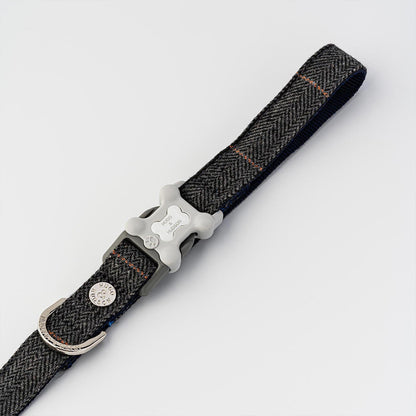 Hugo & Hudson Grey Checked Herringbone Lead