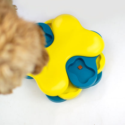 Nina Ottosson dog tornado puzzle from above